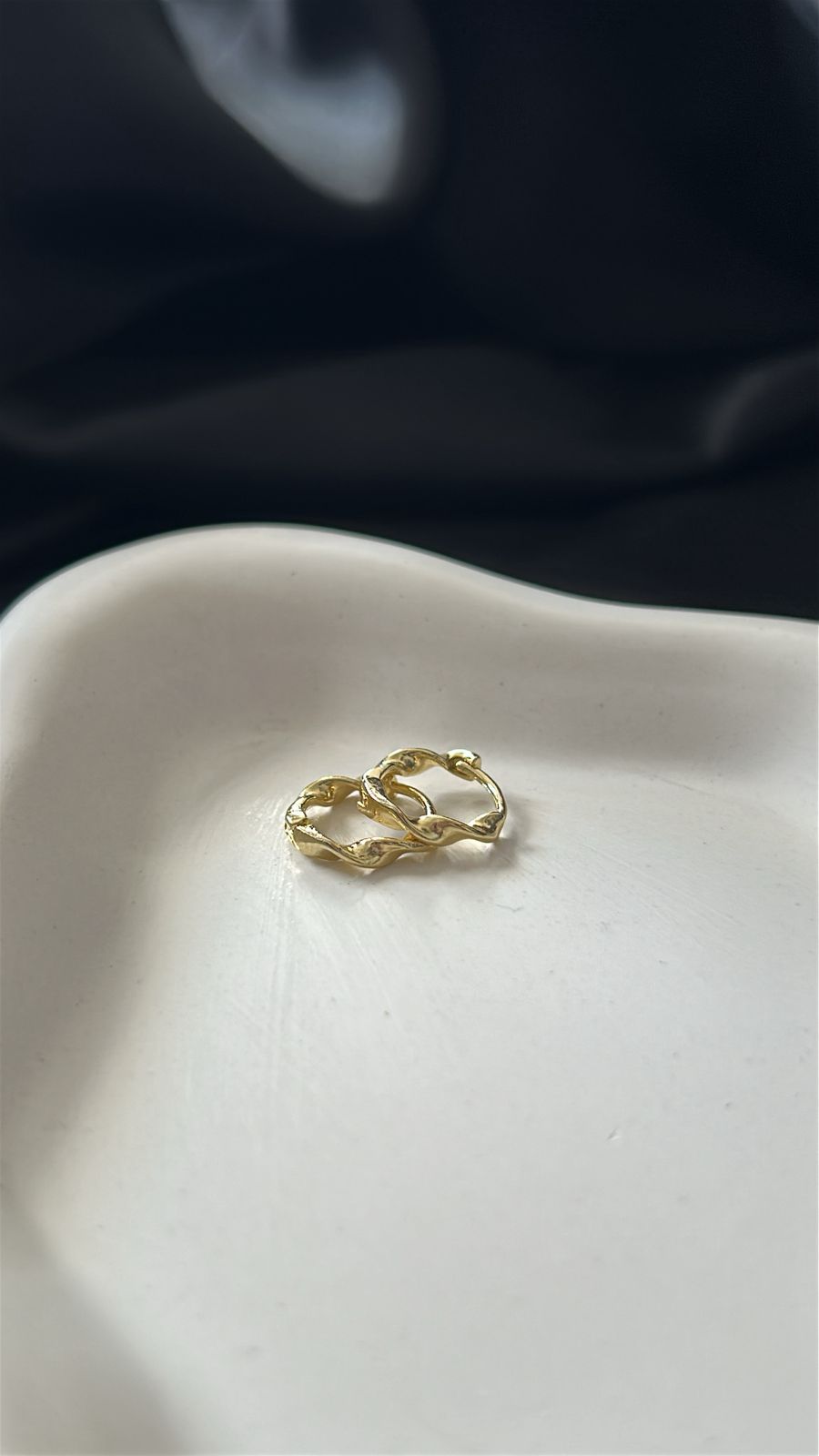 Brinco Argolinha Retorcida